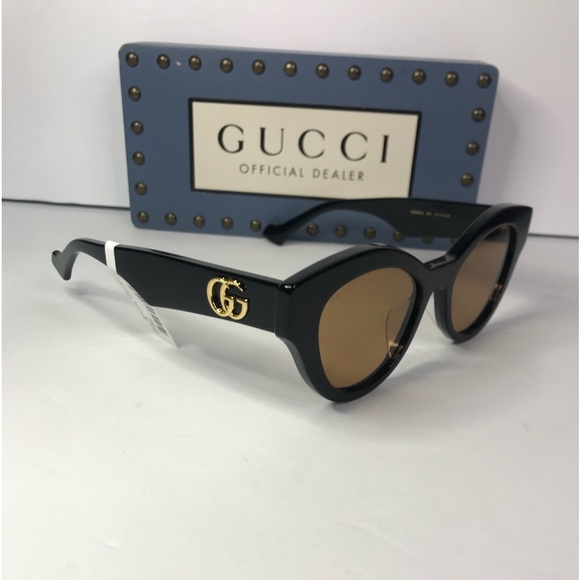 ? Authentic GUCCI GG0957S 003 cat eye Gucci sunglass black frame brown lenses. main image 8
